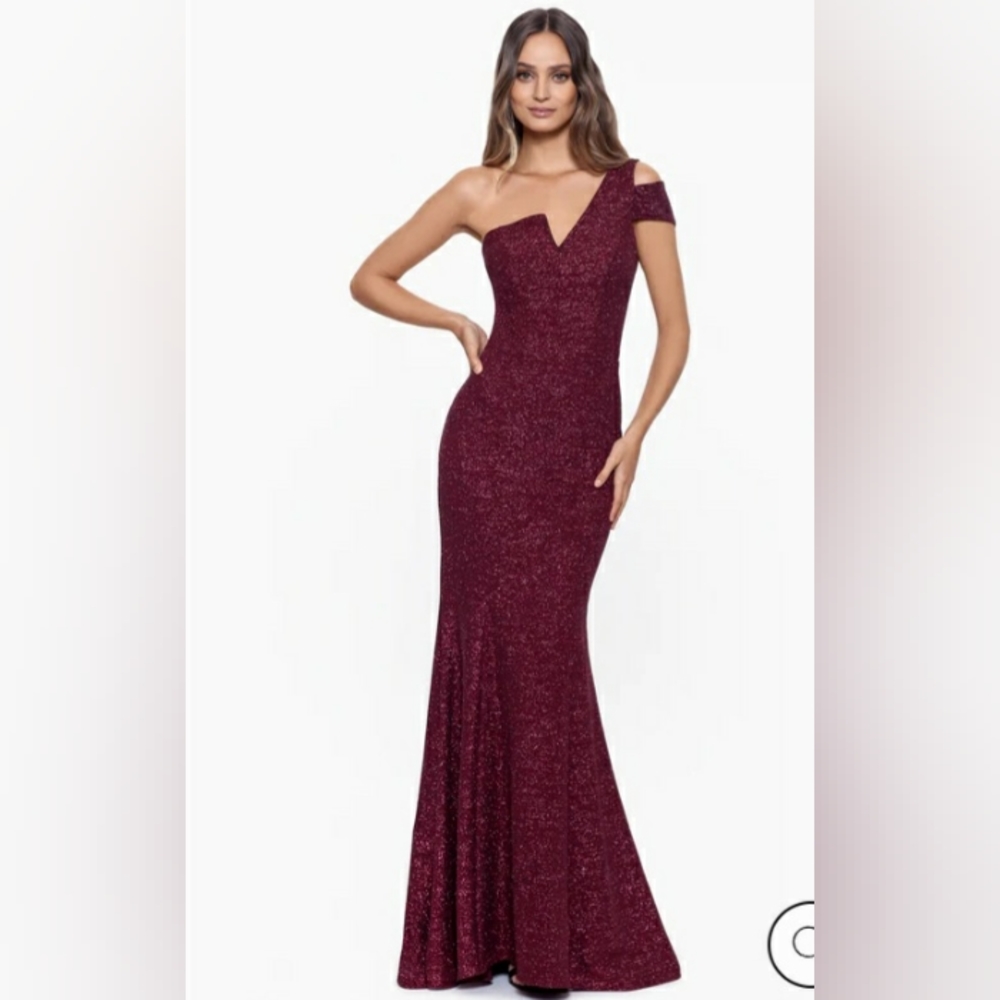Evening Gown, Betsy & Adam, size 4, burgundy